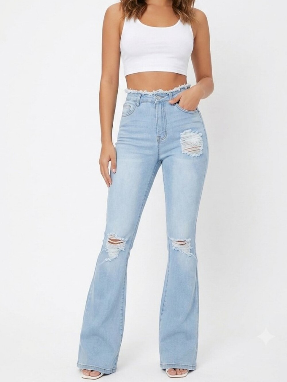 AKIRA Light Blue Distressed Flare Jeans Size 5/w26